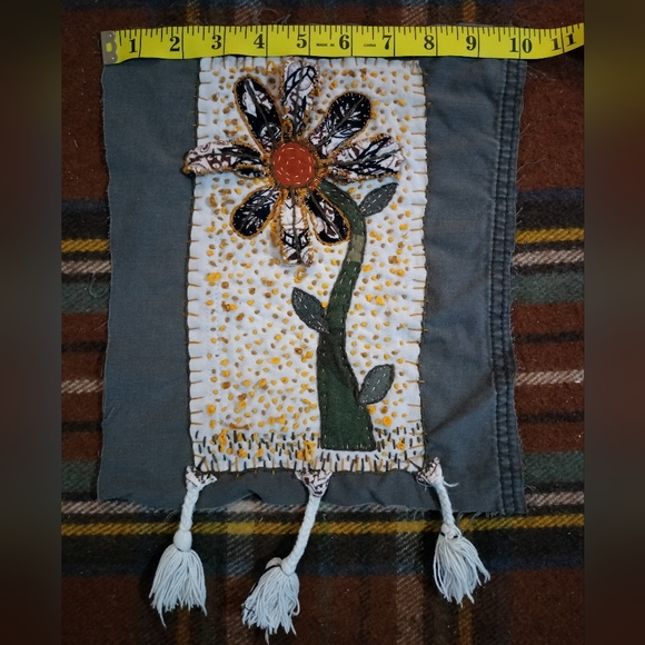 Slow Stitch 3D Flower - Picture 4 of 6